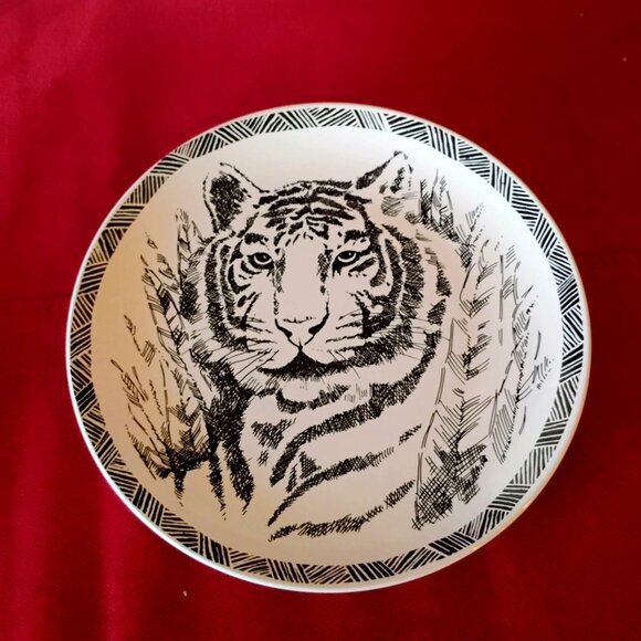 Vtg Set of 4 Wild Animal Park Safari Animal Plates Cheetah Zebra Tiger Koala 8" - Picture 4 of 9